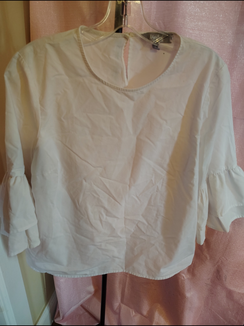 Marled White Ruffle Sleeve Blouse